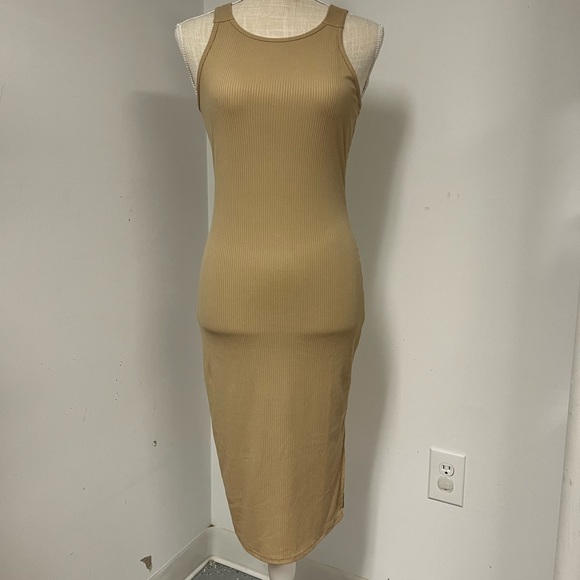 Pink Lily Dresses & Skirts - Pink Lily NWOT || Beige Fitted Ribbed Dress